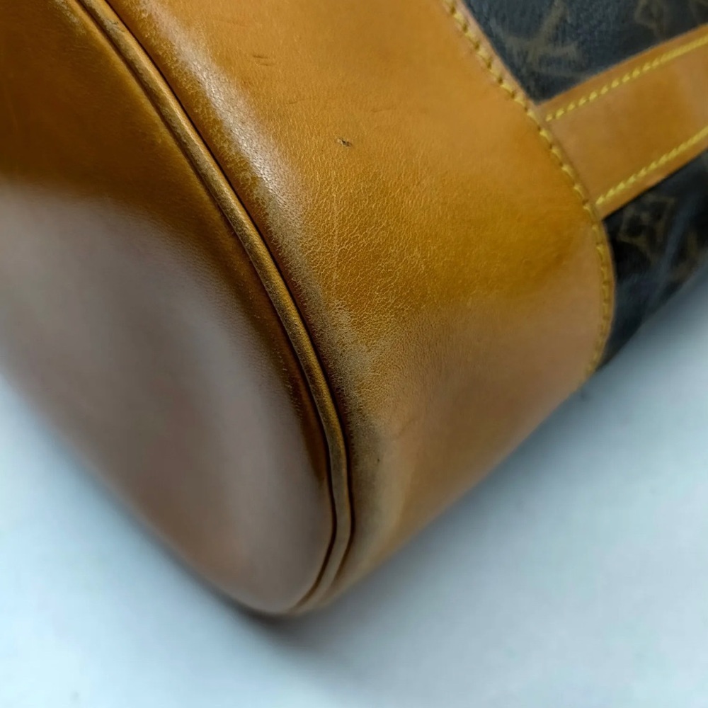 LOUIS VUITTON BACKPACK PURSE GM LARGE NICE FULL SIZE 🤩 - Picture 4 of 9